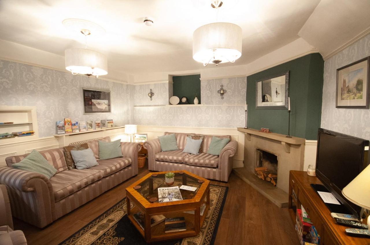 Exmoor House Hotel Дънстър Екстериор снимка